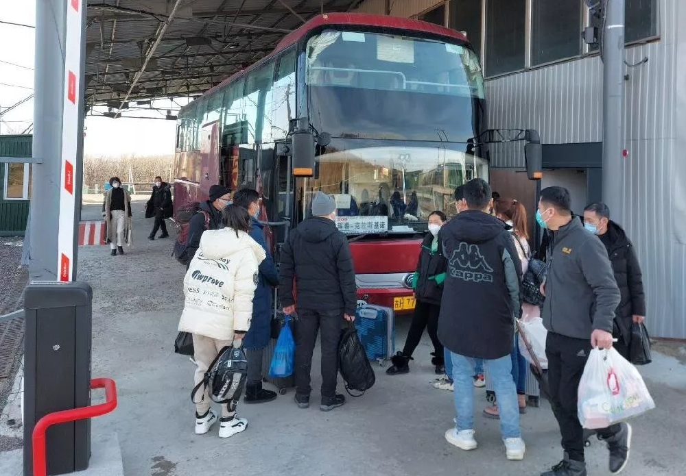 俄中边境波格拉尼奇内—绥芬河和克拉斯基诺—珲春口岸扩建后通过能力将获提高